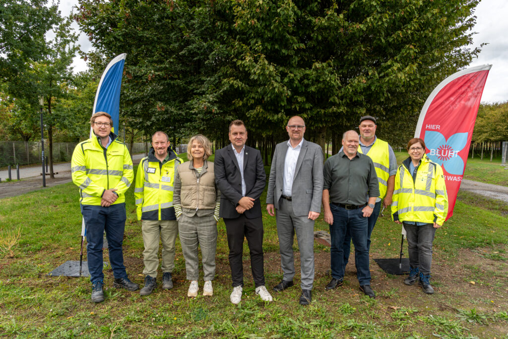 17. 10. | Wasser für den RheinPark: Intelligentes Bewässerungssystem versorgt Baumhaine bedarfsgerecht